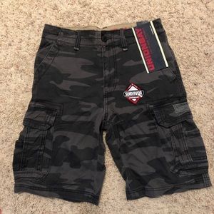Men’s Unionbay black camo cargo shorts